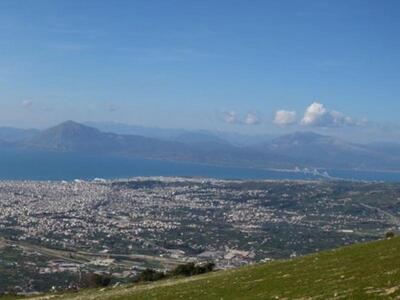 Α' Φεστιβάλ: "Κάτω απο τη σκιά του ...