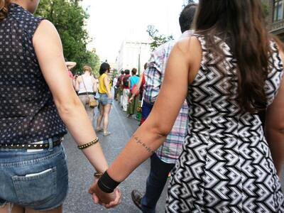 Έρχεται το σύμφωνο συμβίωσης ομόφυλων ζευγαριών