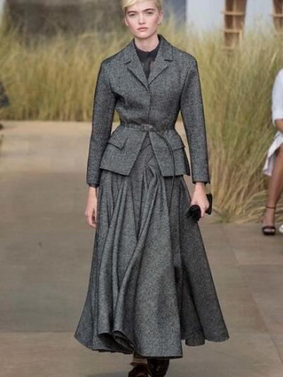 CHRISTIAN DIOR COUTURE