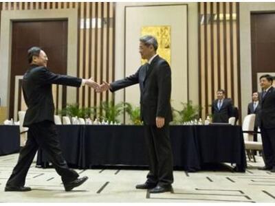 Στο ίδιο τραπέζι κάθονται Κίνα και Ταϊβάν 