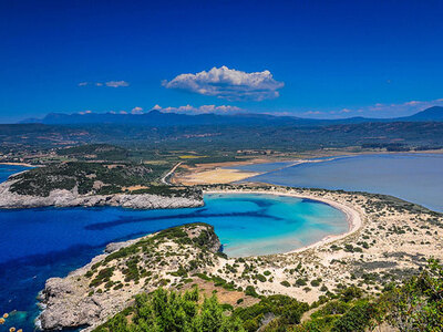 Θάλασσα και λίμνη σε ένα: Πώς η παραλία ...