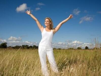 Ποιες είναι οι δύο πιο ευτυχισμένες ηλικ...