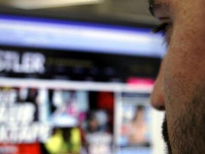 Πρόστιμο 250 ευρώ σε όποιον βλέπει πoρνό!