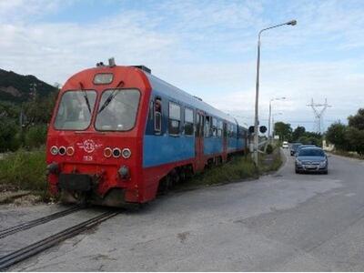 Προαστιακός μέχρι Ψαθόπυργο μέσα στο καλ...