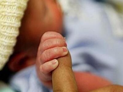 Ένα εκατομμύριο νεογνά πεθαίνουν κάθε χρ...