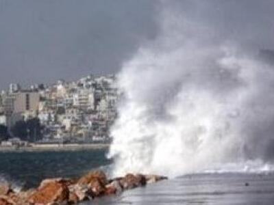 Συνεχίζονται οι θυελλώδεις άνεμοι και την Τετάρτη