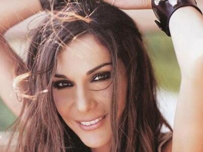 Δείτε την Δέσποινα Βανδή 13 χρόνια πριν ...