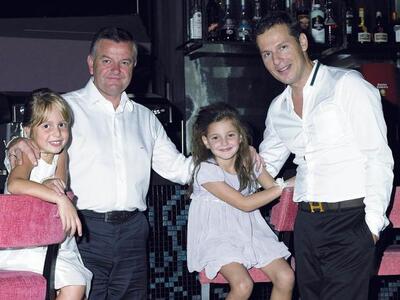 Αντώνης Κουνάβης, Άννα Σκαναβή, Αριάννα ...