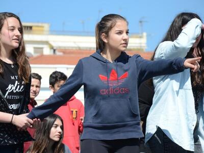 Πάτρα: Ολοκληρώθηκε με θεατρικό δρώμενο ...