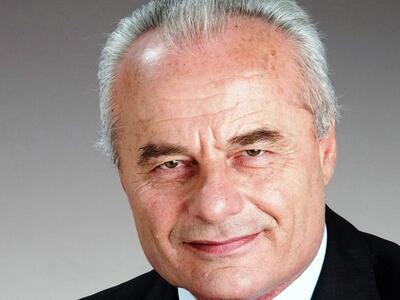 O Kώστας Μπακαλάρος και επίσημα πρόεδρος...