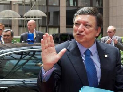 Μπαρόζο: Να σκεφθούμε αύξηση των διαρθρ...