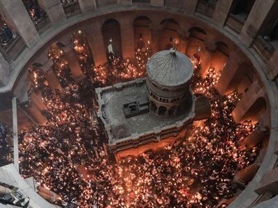 Άγιο Φως: Πώς και πότε θα φτάσει στην Ελ...