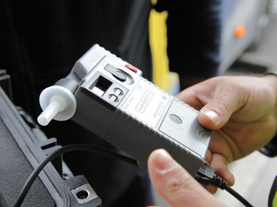 Δυτική Ελλάδα: Νεαρός τράκαρε οδηγώντας ...