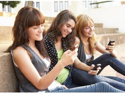 Η ΝSA συλλέγει δισεκατομμύρια στοιχεία γ...