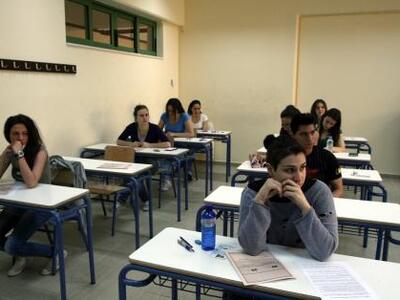 Πανελλήνιες: Βατή η Bιολογία, στα Mαθημα...