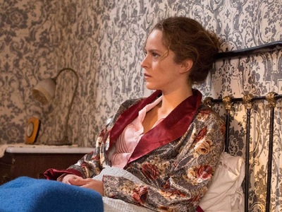 Άγριες Μέλισσες: Η Ασημίνα εγκαταλείπει ...