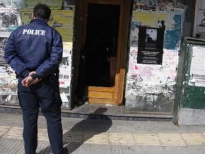 Επιτέθηκαν σε αστυνομικούς στα Εξάρχεια