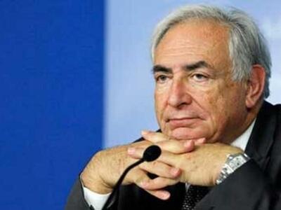 Τσιμπημένος με Ελληνίδα πολιτικο ο Στρος Καν!