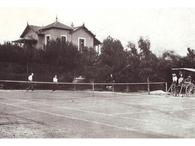 Παίζοντας τένις στην Πάτρα πριν από 120 χρόνια