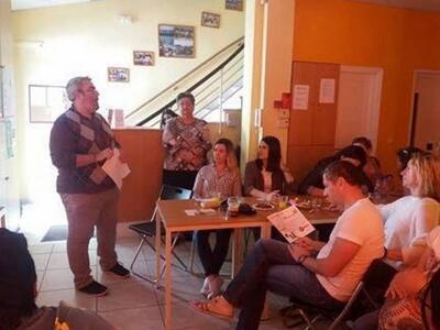 Σχεδόν 70 νέοι ωφελούμενοι επισκέφθηκαν ...