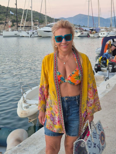 Δέσποινα Μοιραράκη: Κάνει διακοπές στη Λευκάδα