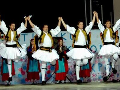 Ο Παγκαλαβρυτινός Σύλλογος τιμήθηκε στο ...