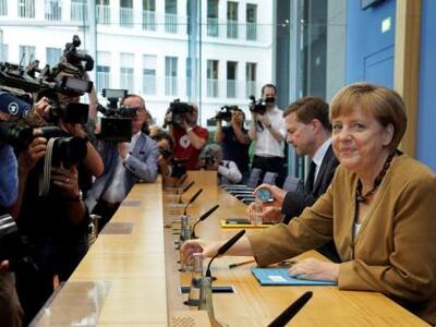 Στην καγκελαρία ως το τέλος θέλει να μεί...