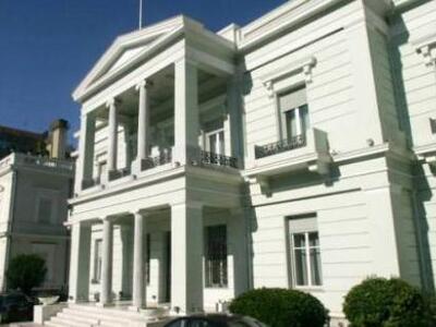 Πέθανε ο πρέσβης Αχιλλέας Έξαρχος