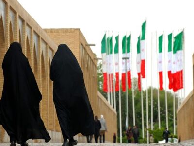 Ιράν: Πέντε άνδρες εκτελέστηκαν για τον ...