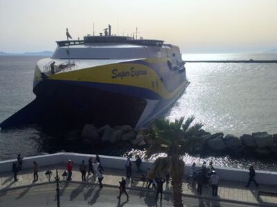 Ατύχημα με πλοίο στην Τήνο - ΒΙΝΤΕΟ