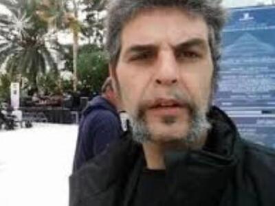 Ο Ζαφείρης Κοτοπούλης στα decks του Banana Moon