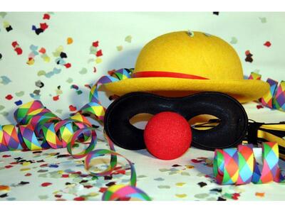 Αποκριάτικο γλέντι από τον Χορευτικό Όμιλο Καμαρών