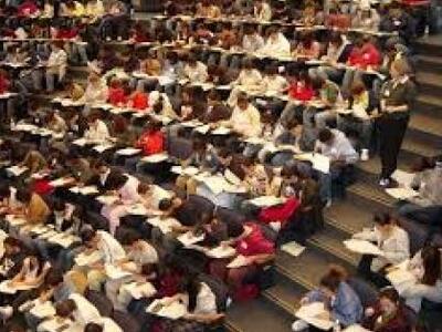 Ο κύβος ερρίφθη: 200.000 φοιτητές διαγρά...