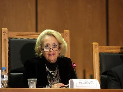 Ποια θα είναι η πρώτη γυναίκα πρωθυπουργ...