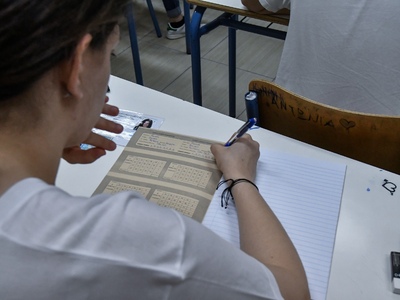 Ενδεικτικές απαντήσεις στα σημερινά μαθήματα ΕΠΑΛ