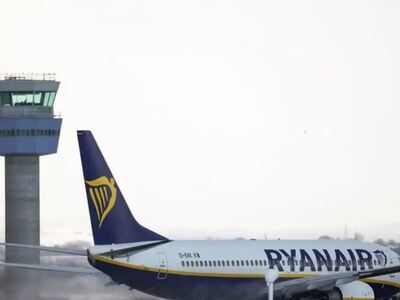 Καλαμάτα: Αεροσκάφος της Ryanair προσέκρ...