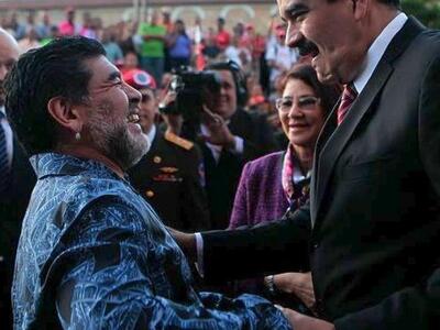 Ο θρύλος του ποδοσφαίρου Μαραντόνα θα πα...