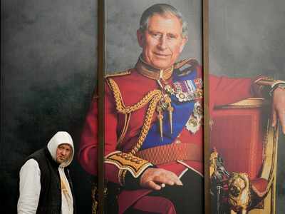 Βασιλιάς Κάρολος, ο μεγαλύτερος μεσίτης ...