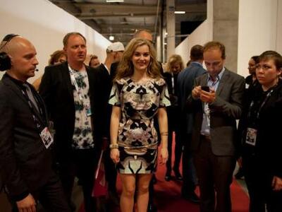 Δείτε ωραίες παρασκηνιακές φωτογραφίες τ...