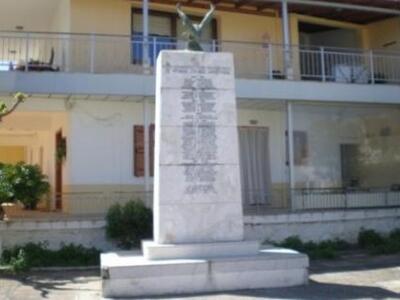 Η δεύτερη ομαδική εκτέλεση στο Άδελε είχ...