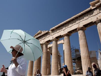 Τουριστική έκρηξη το καλοκαίρι στην Ελλά...