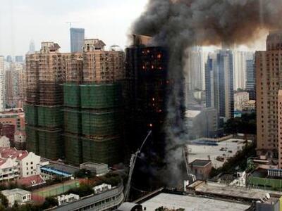 Πυρκαγιά σε ουρανοξύστη στην Κωνσταντινούπολη