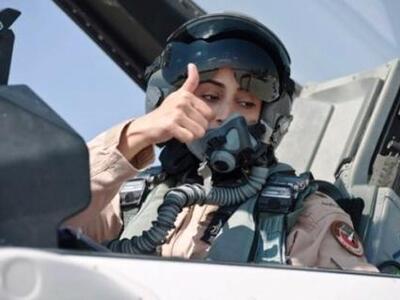 Η πρώτη Άραβας γυναίκα Μοίραρχος F-16 ηγ...