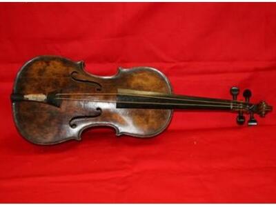 Βγαίνει στο σφυρί το βιολί του Τιτανικού