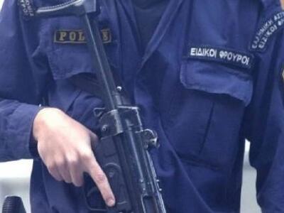 Πάτρα: Στην εντατική του ΠΠΝΠ νοσηλεύετα...