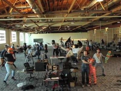 Νεαροί ετοιμάζουν HARLEM SHAKE στο Αίγιο