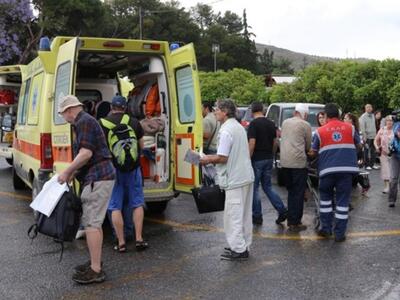 Κνωσός: Τραυματίστηκαν τουρίστες από κερ...