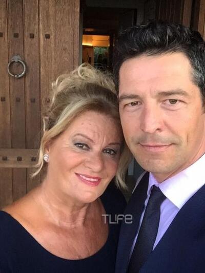 Ο Αποστόλης Ρουβάς μαζί με τη μητέρα του