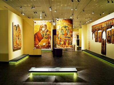 "Κάναμε εξαγνισμό με μύρο στις εικό...