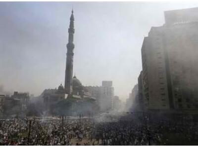 Στη βία βυθίζεται ξανά η Αίγυπτος με αιμ...